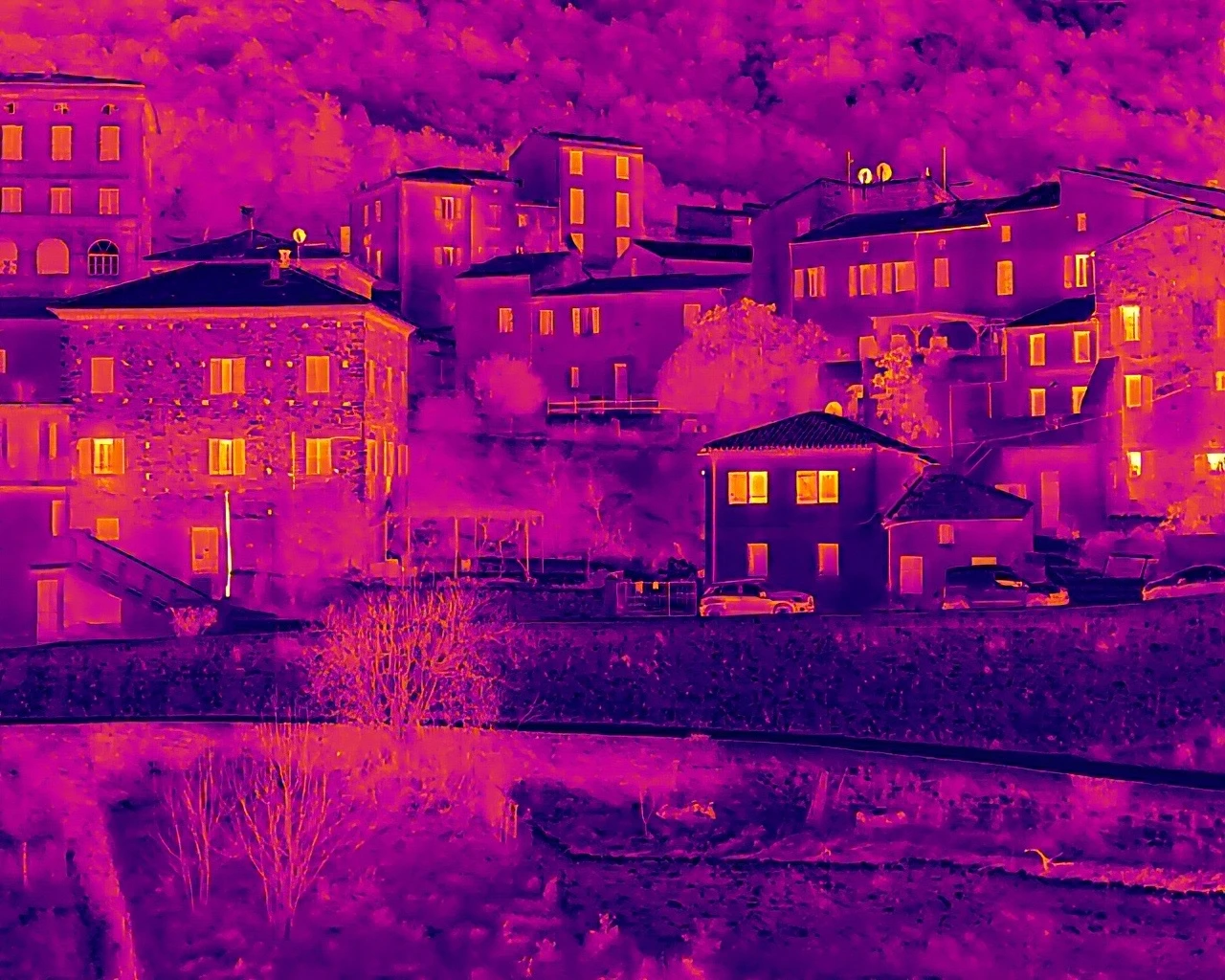 Image infrarouge d'un village